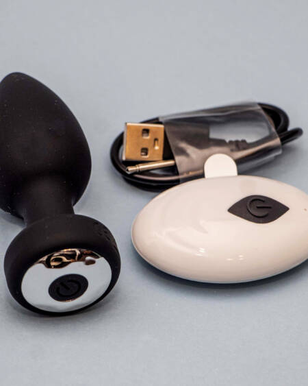 Confidence Anal Plug